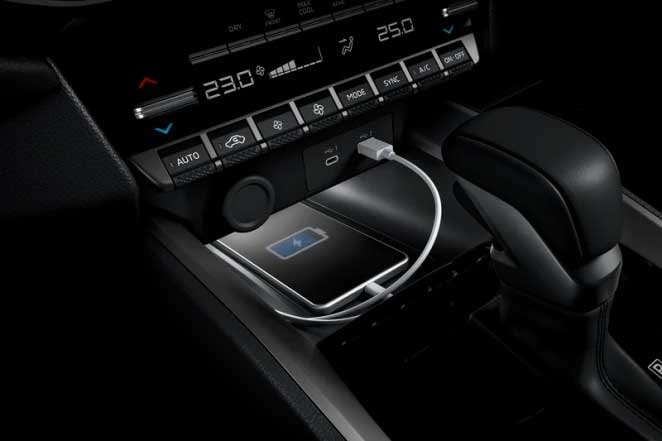 Harga-Mitsubishi-Destinator-di-Makassar-interior-detail-7.jpg